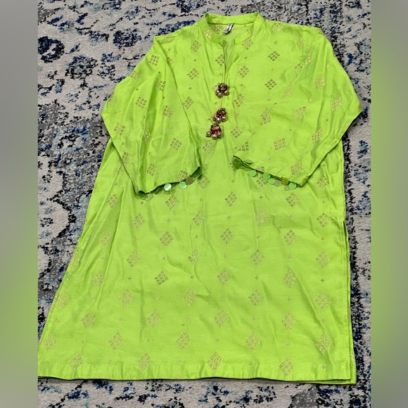 Pakistani Style Shirt - Picture 1 of 3